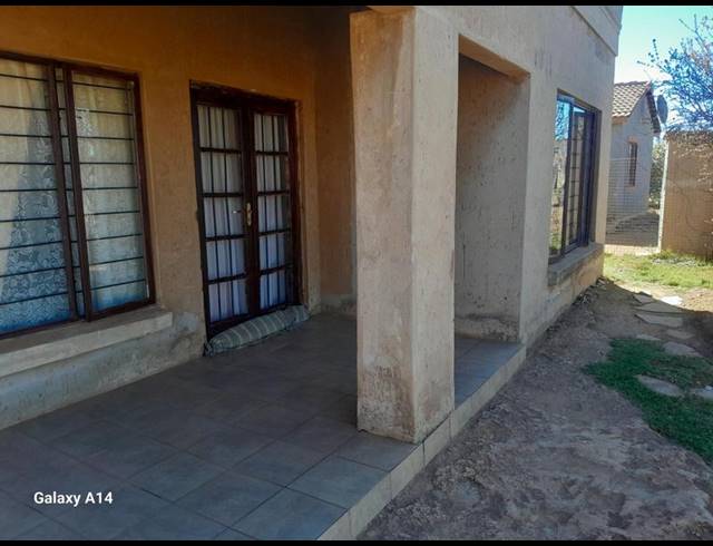 2 BEDROOM HOUSE FOR SALE IN LAWLEY